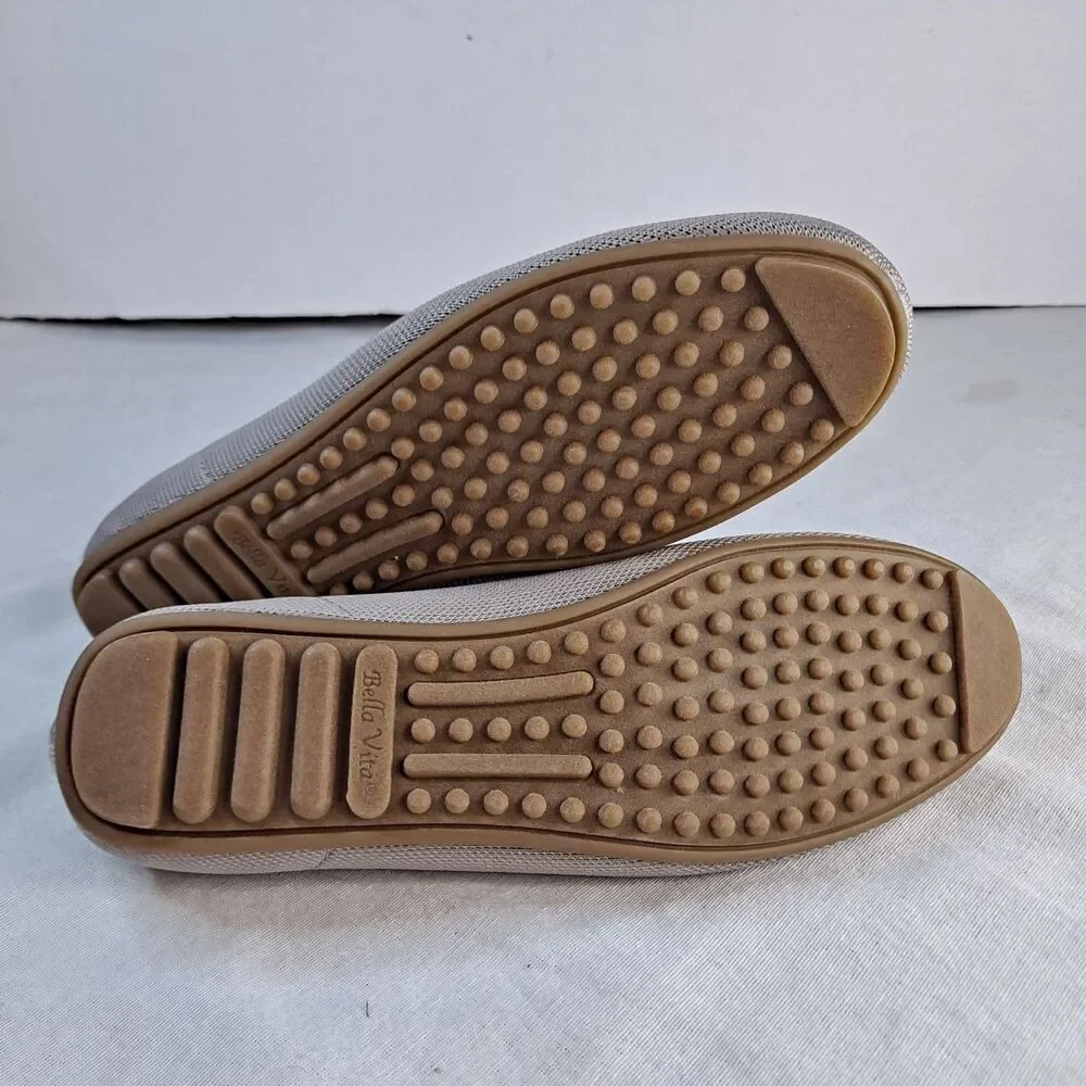 Bella Vita Hathaway Knit Slip On Flats Women's 7.5W Beige Comfort Cushioning